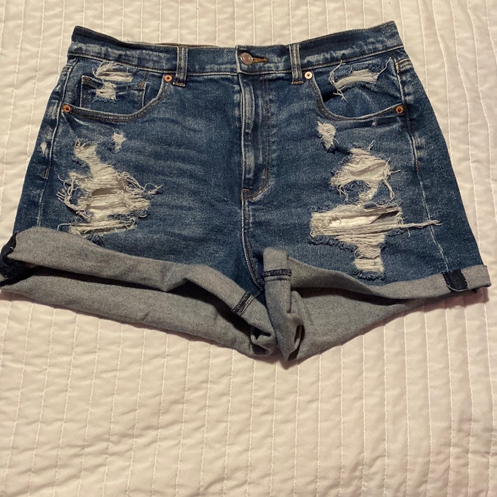 American eagle ripped Jean shorts/size 12